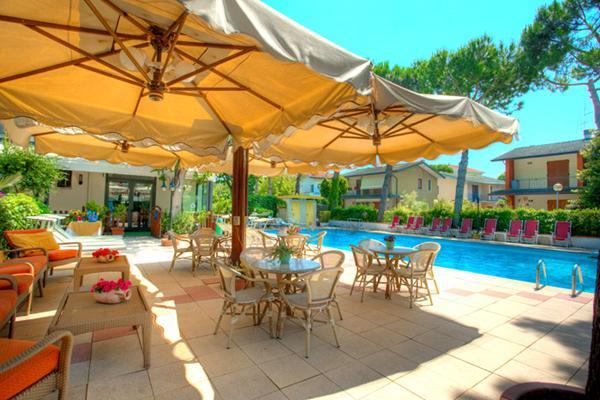 Park Hotel Zaira Cervia Exteriör bild